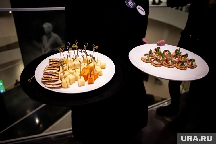 В среднем им предлагают 103 214 рублей в месяц