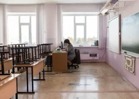 Директора свердловской школы, где избили ученицу, хотят уволить