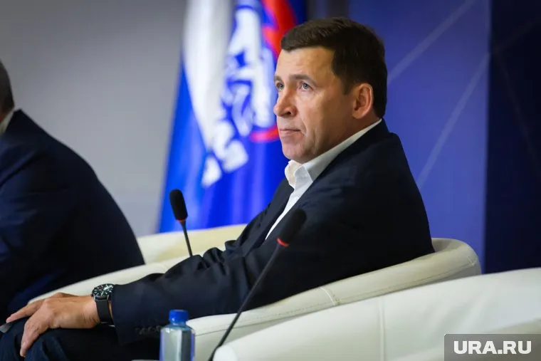 Согласованный Евгением Куйвашевым контракт — до 3 августа