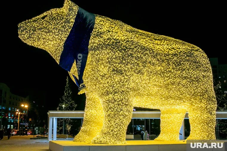 Накануне 30 ноября медведи проехали по улицам города