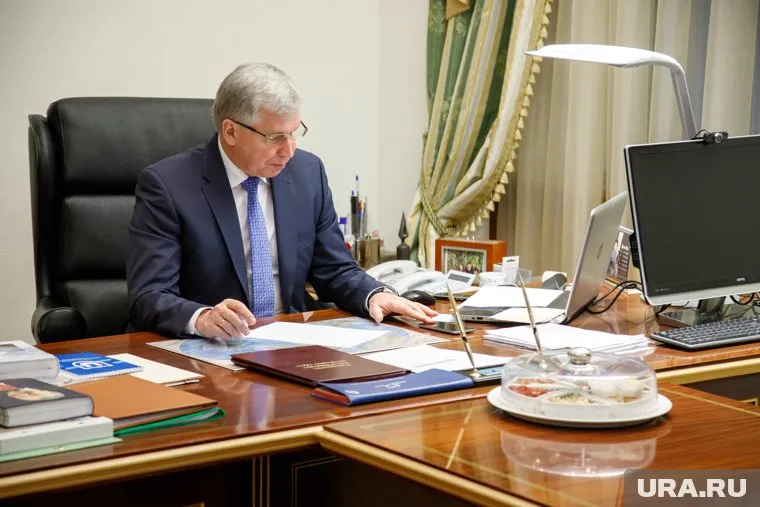 Усиление департамента внешних связей ЯНАО прибавит работы его главе Александру Мажарову