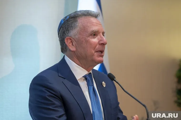 Уиткофф сейчас по-прежнему находится в Москве, заявил Уолтц