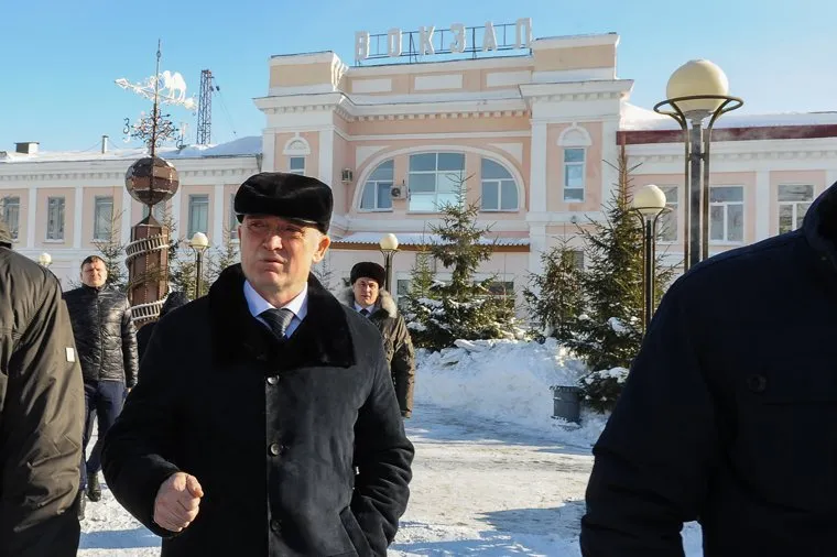 Рабочая поездка Дубровского в Карталы. Обработано. Челябинск, дубровский борис, железнодорожная станция карталы