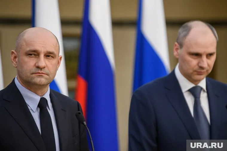 Жога (слева) призвал развивать кадровый потенциал