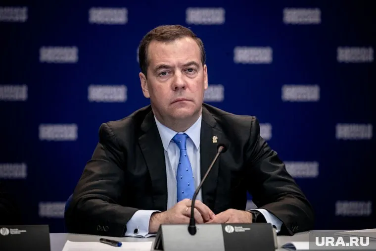 Все цели спецоперации на Украине будут достигнуты, заявил Дмитрий Медведев