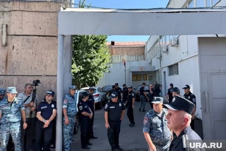 Против Аджапахяна возбудили уголовное дело