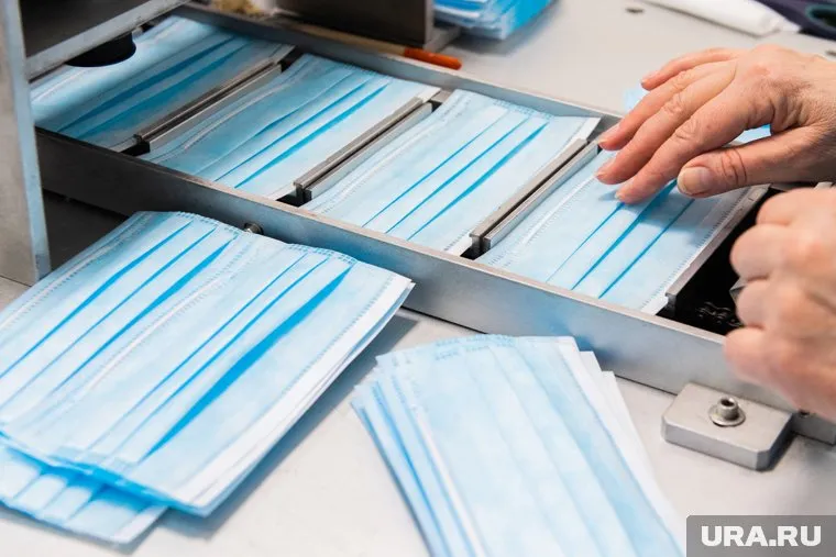 На собранные средства собираются купить маски