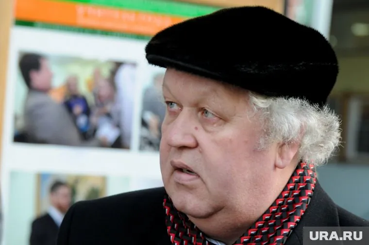 Коллеги (в том числе из выступившего с объединительной инициативой ЧелГУ) попросту не оставили Владимиру Садырину иного выбора