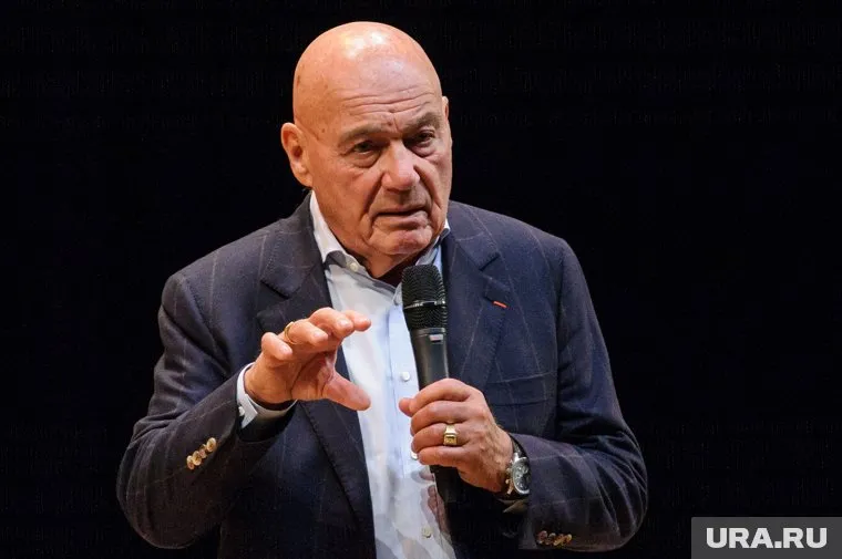 Владимир Познер рассказал, что не страдает деменцией