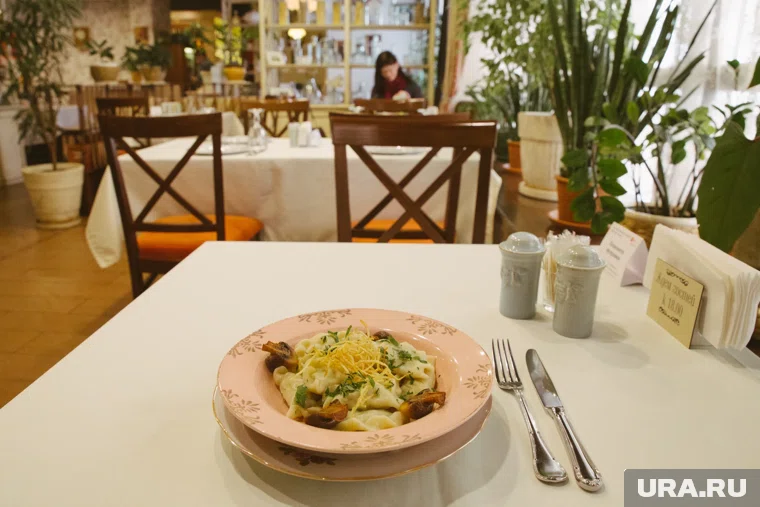 Рестораны часто хвалят не только за вкусные блюда, но и атмосферу