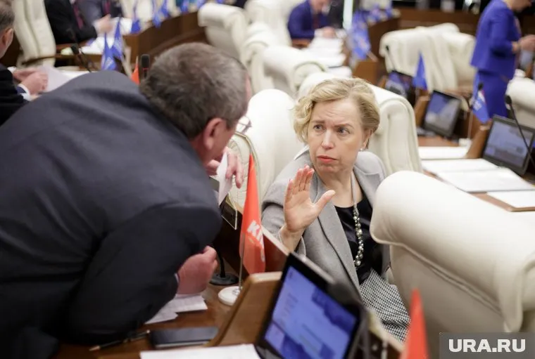Народных избранников будут убеждать голосовать против объединения территорий