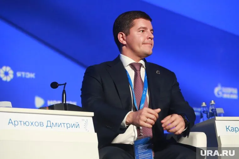 Дмитрий Артюхов доложил Владимиру Путину о практиках молодежной политики в ЯНАО