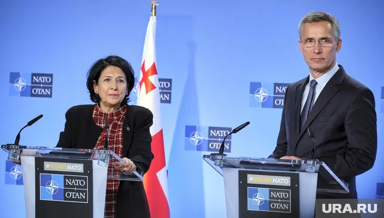 Столтенберг пригласил союзников к переговорам с Москвой