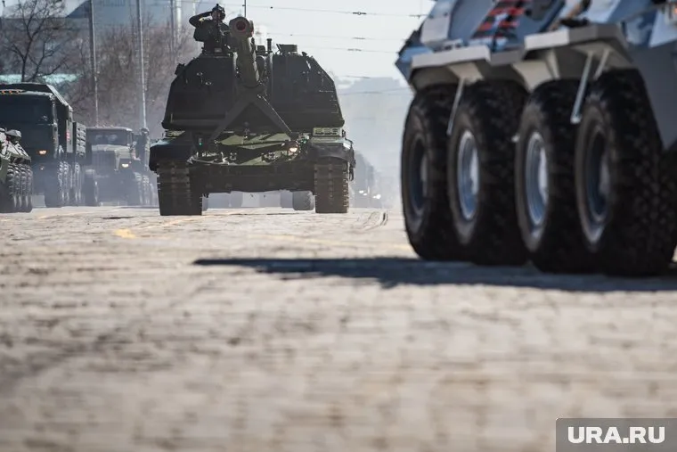 Главы ДНР и ЛНР попросили Путина оказать помощь в защите республик