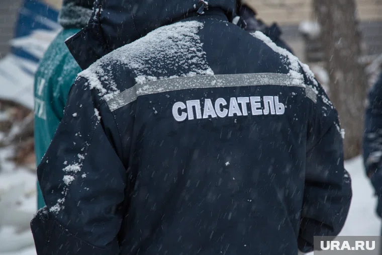 Спасатель получил за заслуги в предотвращении и ликвидации последствий ЧС