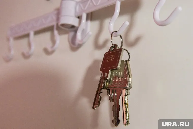 Вне очереди бесплатное жилье получат сироты, граждане с хроническими заболеваниями или лица, чье жилье непригодно для жизни