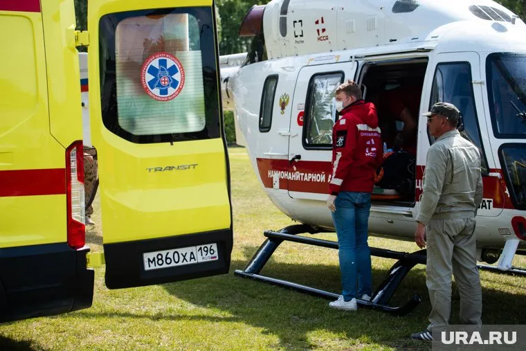 Пятеро из шести членов семьи погибли в страшном ДТП. Трехлетняя девочка с 30% ожогов ждет возвращения в Екатеринбург