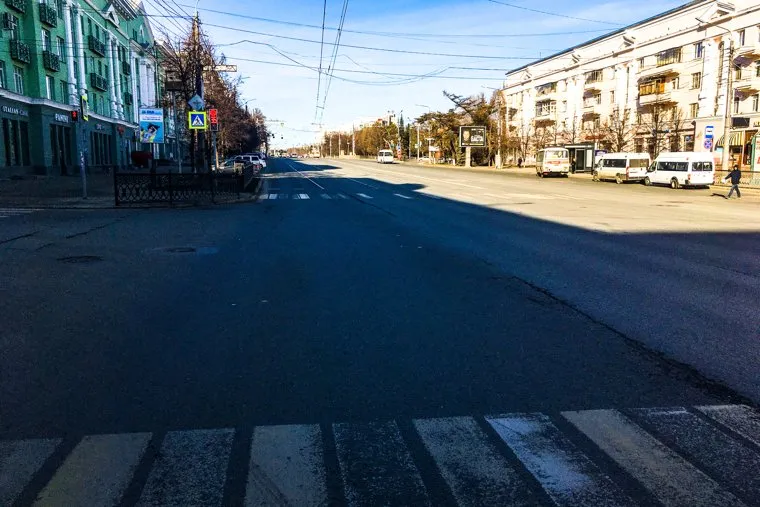 Улицы города. Площадь Революции. Челябинск