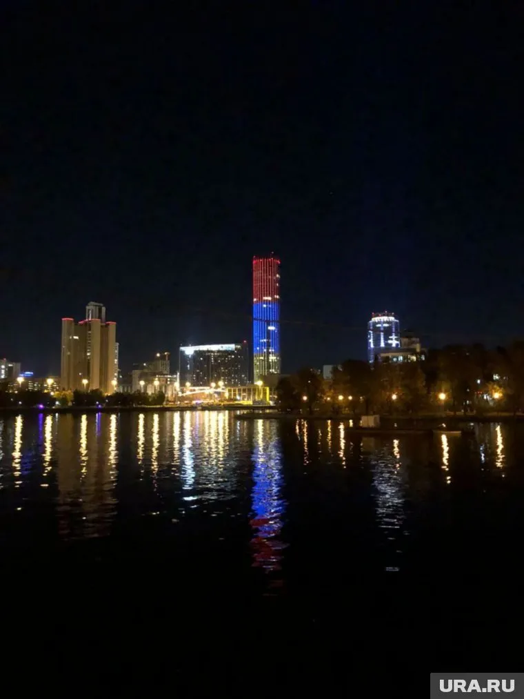 Башня «Исеть» будет окрашена в цвета армянского флага до 23 часов