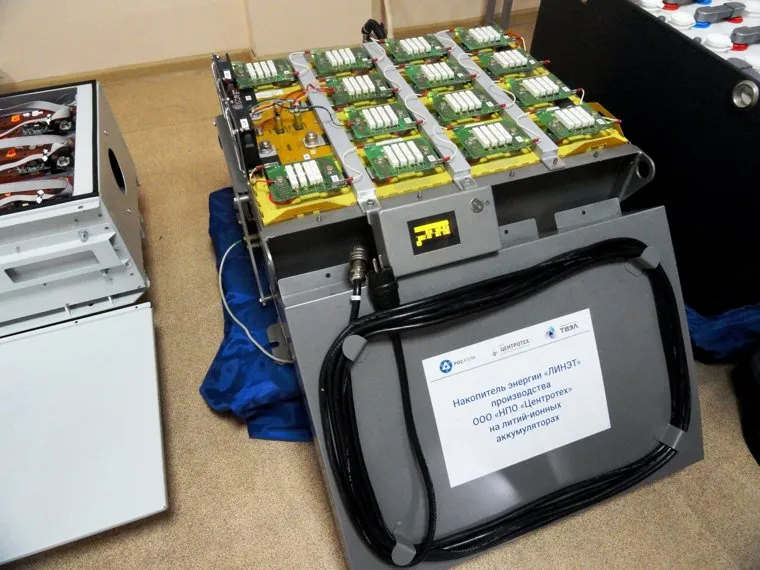 Пресс-тур в НПО "Центротех" ("дочка" УЭХК) производство литий-ионных аккумуляторов (Фото Гусельникова)