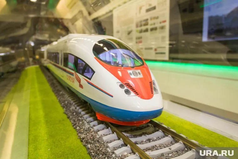 Время в пути на высокоскоростном поезде составит 1 час 10 минут