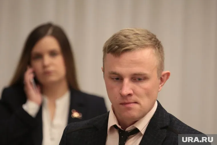 Дмитрий Кожанов говорит, что коммунисты хотят взять большинство в думе Александровска