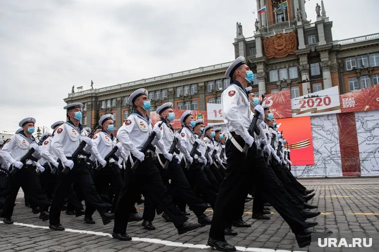 Городские власти перекроют улицы Екатеринбурга ради репетиции парада к 9 мая