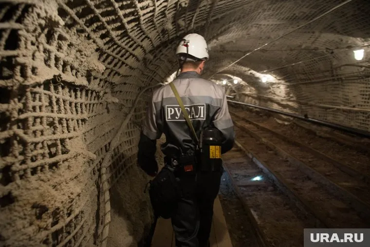 Мощности одного завода уже начали консервировать