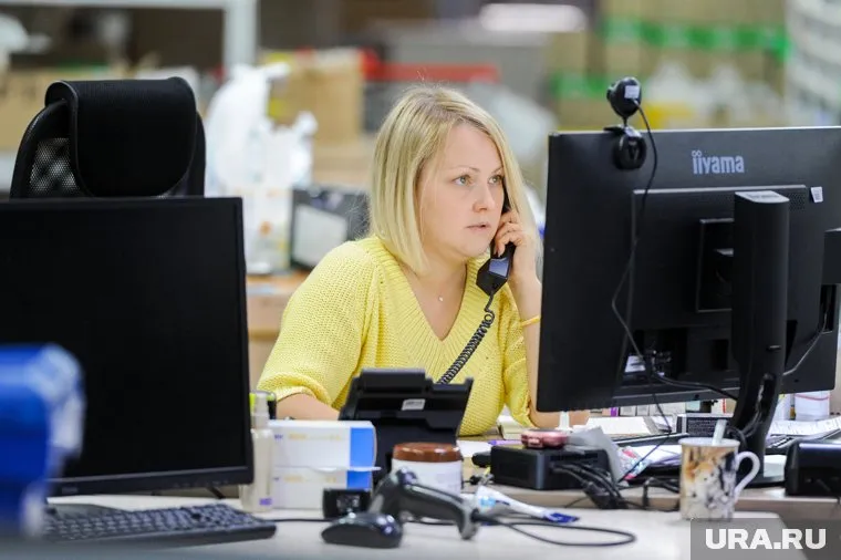 За участие в акции «Приведи друга» можно получить 25 тысяч рублей к зарплате