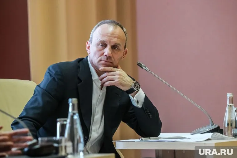 Олег Чемезов намерен отдельно пообщаться со свердловскими мэрами