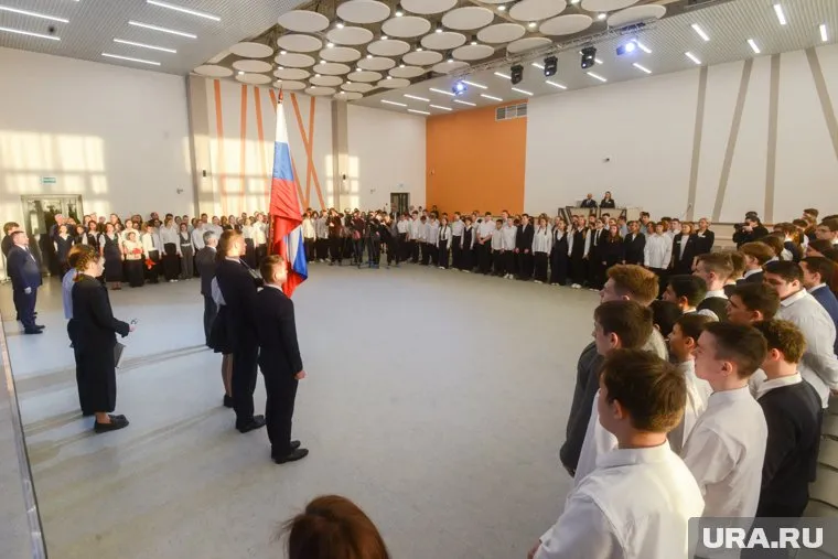 Школа открыла свои двери 13 января