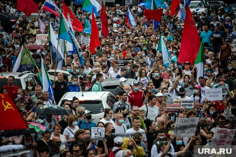 Массовых акций протеста ждут в крупнейших городах РФ