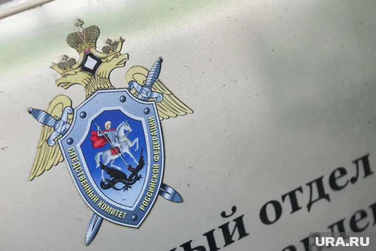 Следователи опрашивают очевидцев и саму участницу инцидента