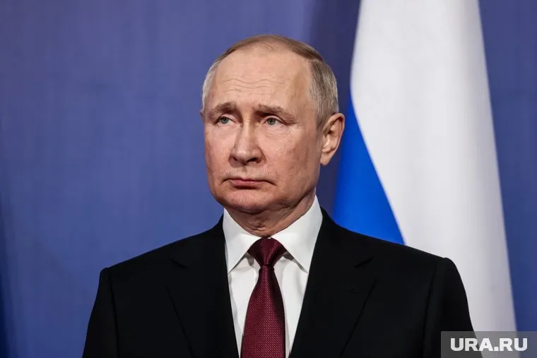 Ранее МУС выдал ордер на арест Владимира Путина