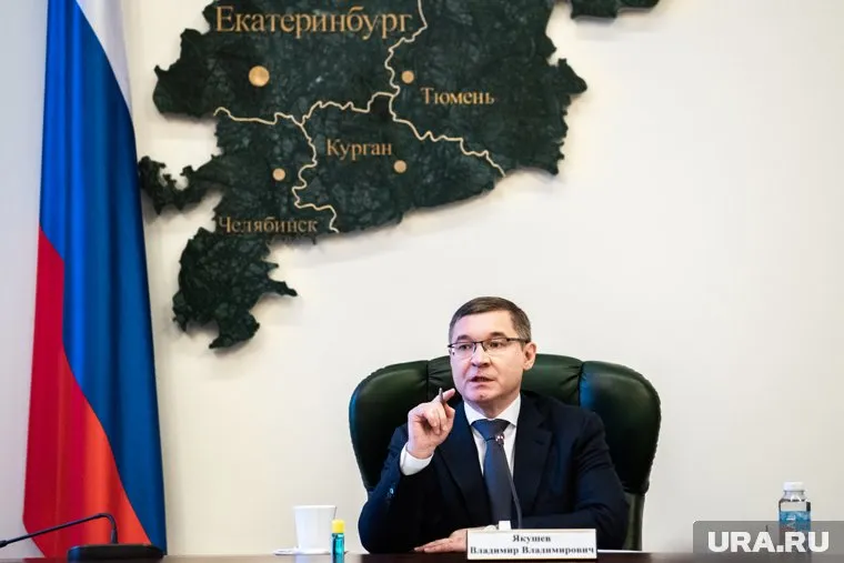 Владимир Якушев встретился с журналистами раньше, чем с губернаторами