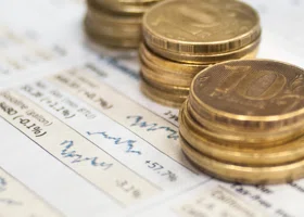 Во что инвестировать деньги в конце 2025 года: советы политиков ХМАО