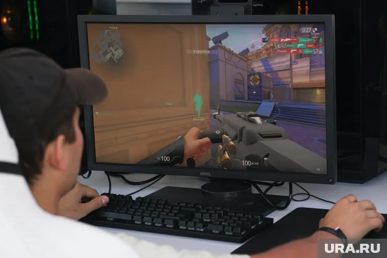 Чаще всего свободное время на работе на компьютерные игры тратят кладовщики и охранники