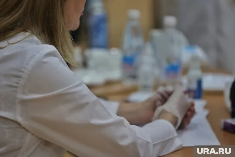 За две недели заявления написали 10 сотрудников