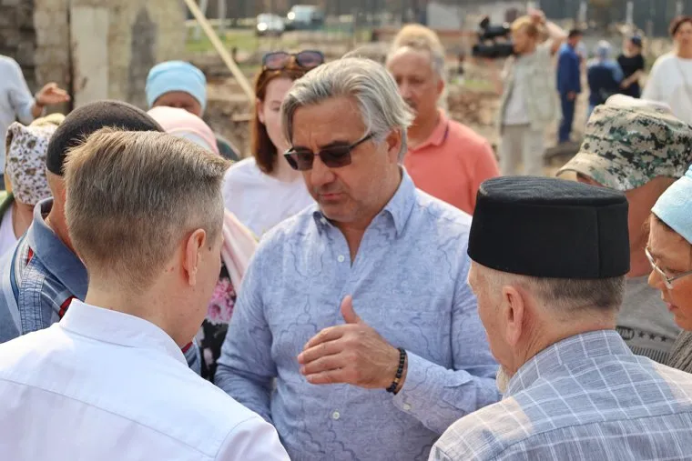 Юлдус. Курган