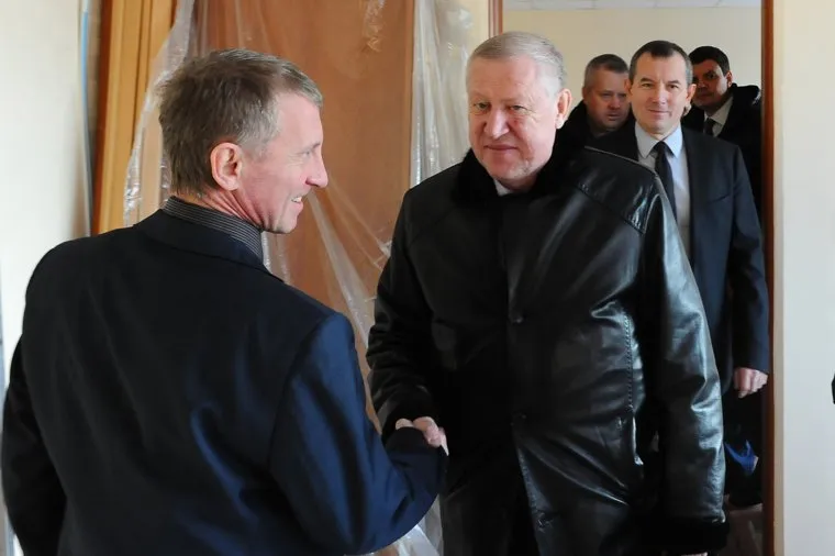 Тефтелев в центральной и советской администрации. Челябинск., тефтелев евгений, нациевский константин, макаров владислав