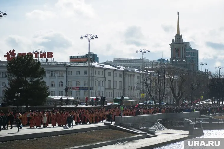 Ограничения введут на время крестного хода