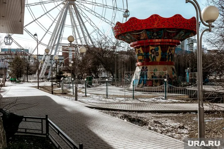 В час ночи на 31 марта был перекрыт доступ в главный парк Тюмени — Цветной бульвар