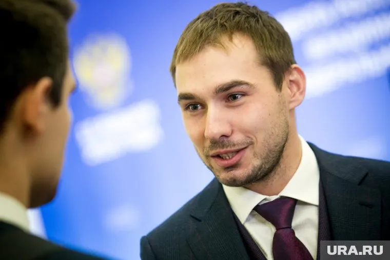 У Антона Шипулина есть два сына и дочь