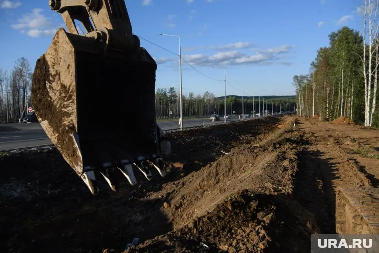 Водитель экскаватора попытался скрыться с места происшествия