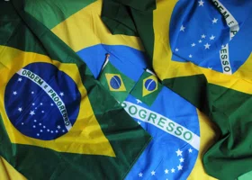 В Бразилии за час боев с наркокартелями погибли 64 человека