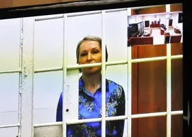 Директора филиала курганского университета Сажину оставили в СИЗО