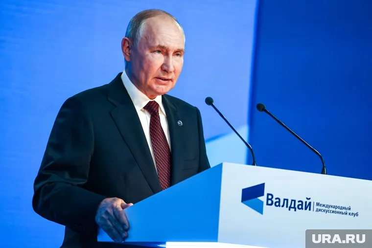 Владимир Путин обозначил позицию по ЧВК, а также развеял домыслы о гибели Евгения Пригожина, уточнил Вадим Сипров