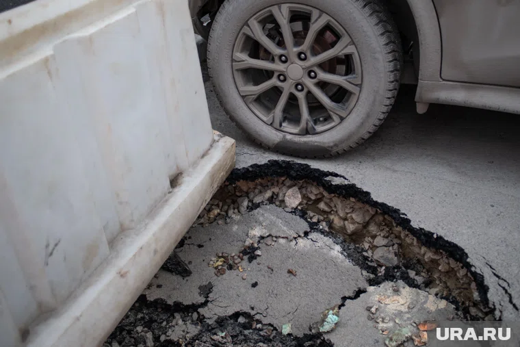 В результате аварии несколько многоквартирных домов остались без тепла