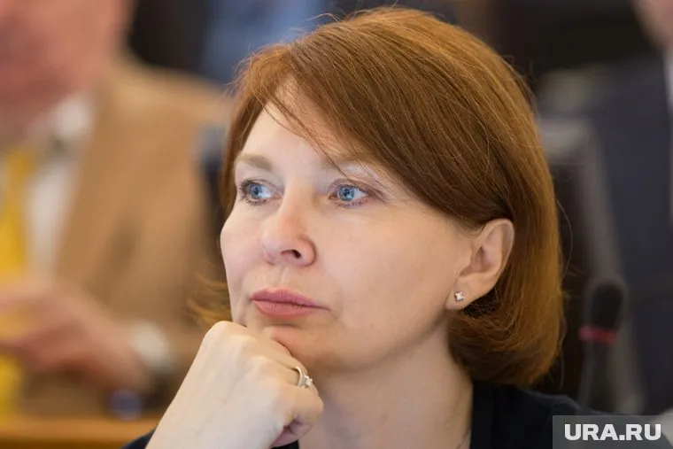 Лариса Кокорина уходит из курганского правительства