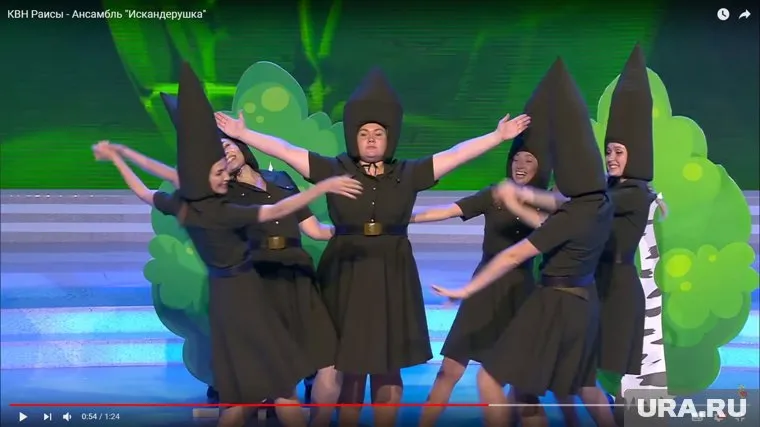 Участницы команды «Раисы» представили себя в виде ракет «Искандер»